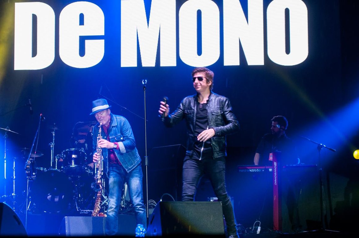 Giganci Sceny 2016 Festival: De Mono