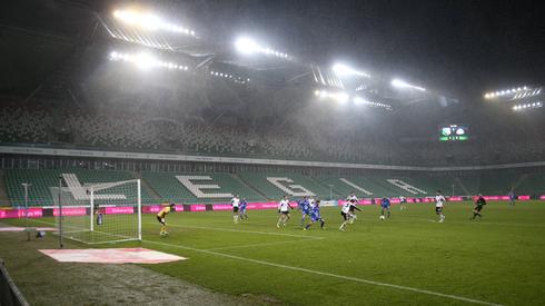Pusty stadion Legii Warszawa (fot. Newspix)