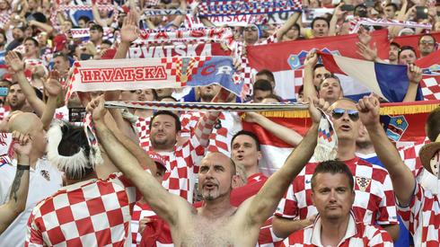 Chorwaccy kibice dziś na razie na szczęście są spokojni (fot. AFP)