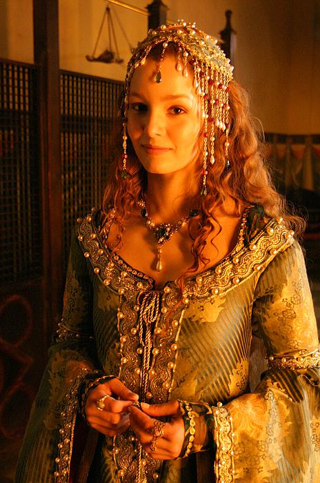 Полностью Голая Эстер Нубиола – Византийская Принцесса 2006