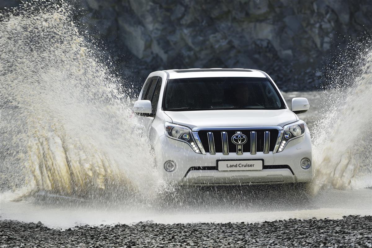 Toyota land cruiser - zdjęcie poglądowe