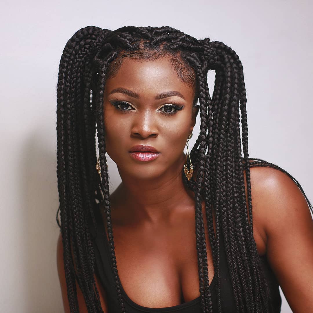 Eva Alordiah is shaking a table that surprisingly has some of your favourite musicians. [Instagram/EvaAlordiah]