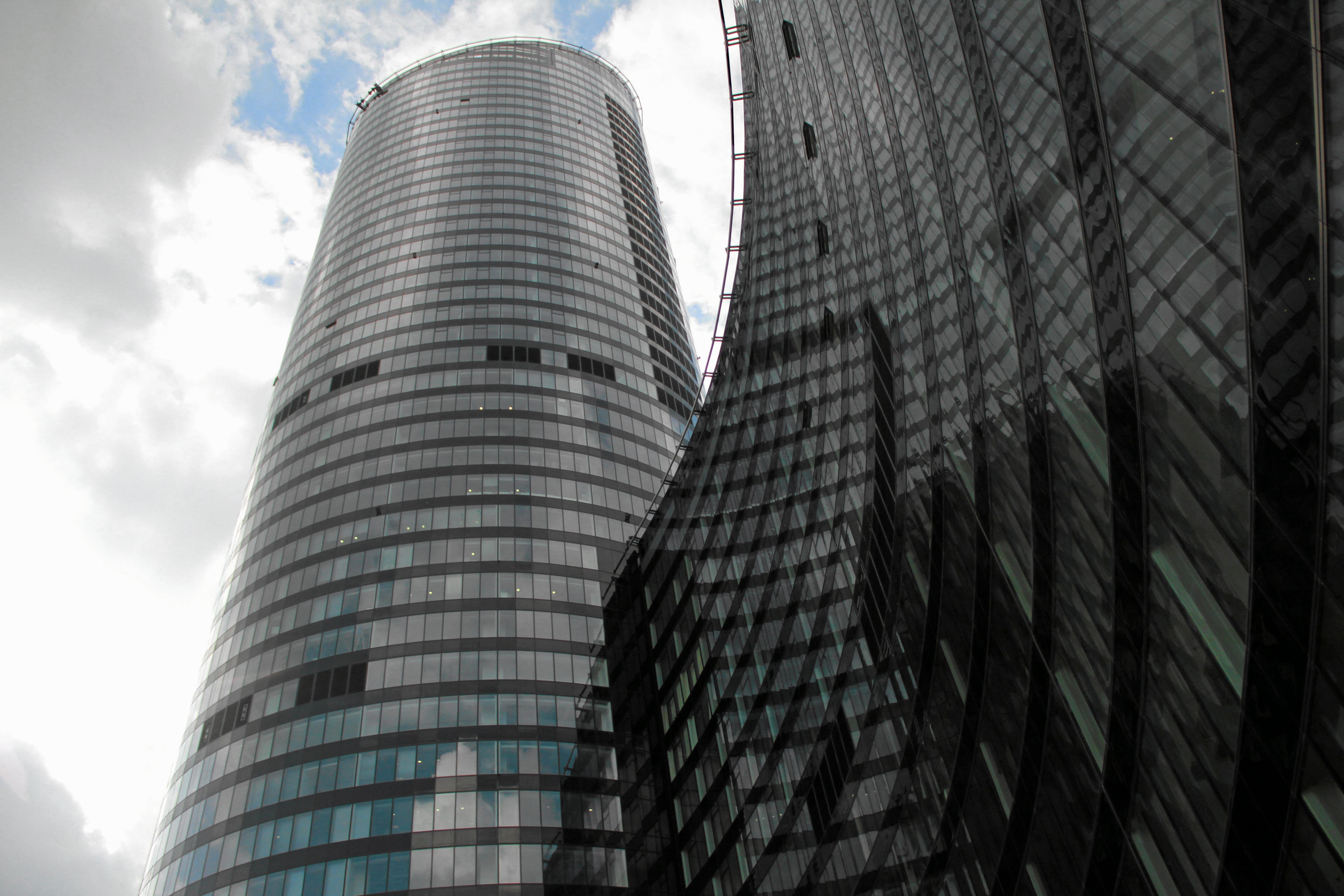 Budynek Sky Tower ma 212 metrów wysokości