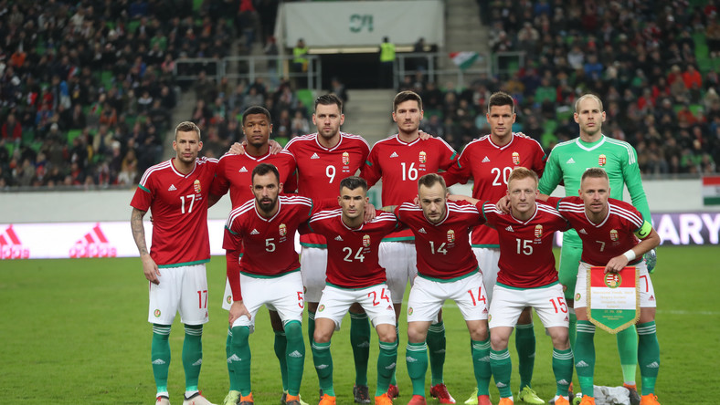 Bocsánat!” – Könnyeikkel küszködtek a magyar válogatott focisták az újabb  vereség után - Blikk