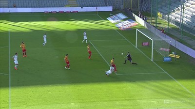 Korona - Zagłębie (0:1): Tuszyński oszukał zwodem Kallaste i lekkim strzałem od słupka dał Miedziowym prowadzenie