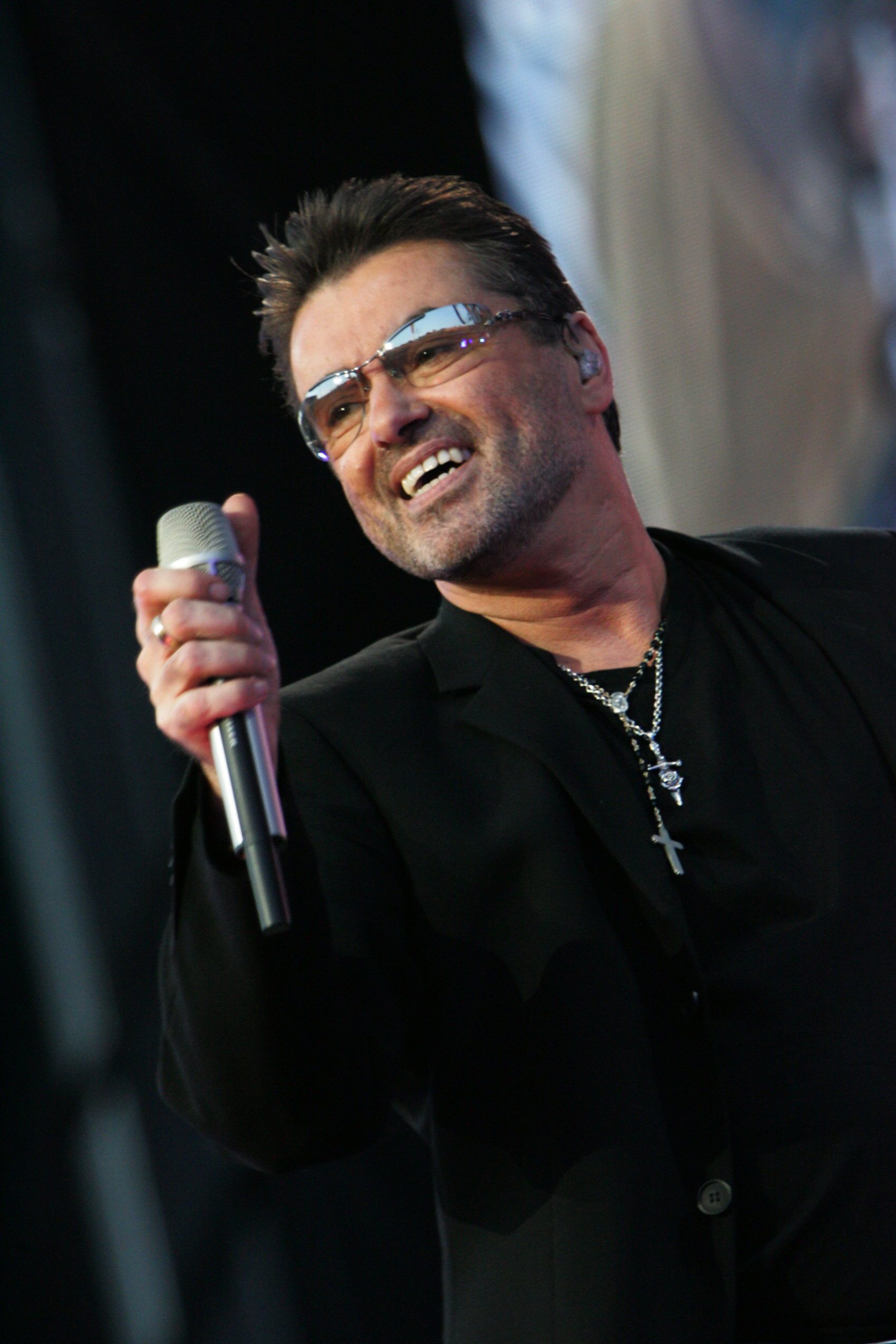 18. George Michael – 105 milionów funtów