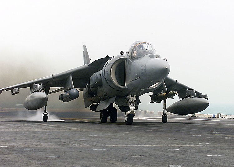 McDonnell Douglas AV-8B Harrier II
