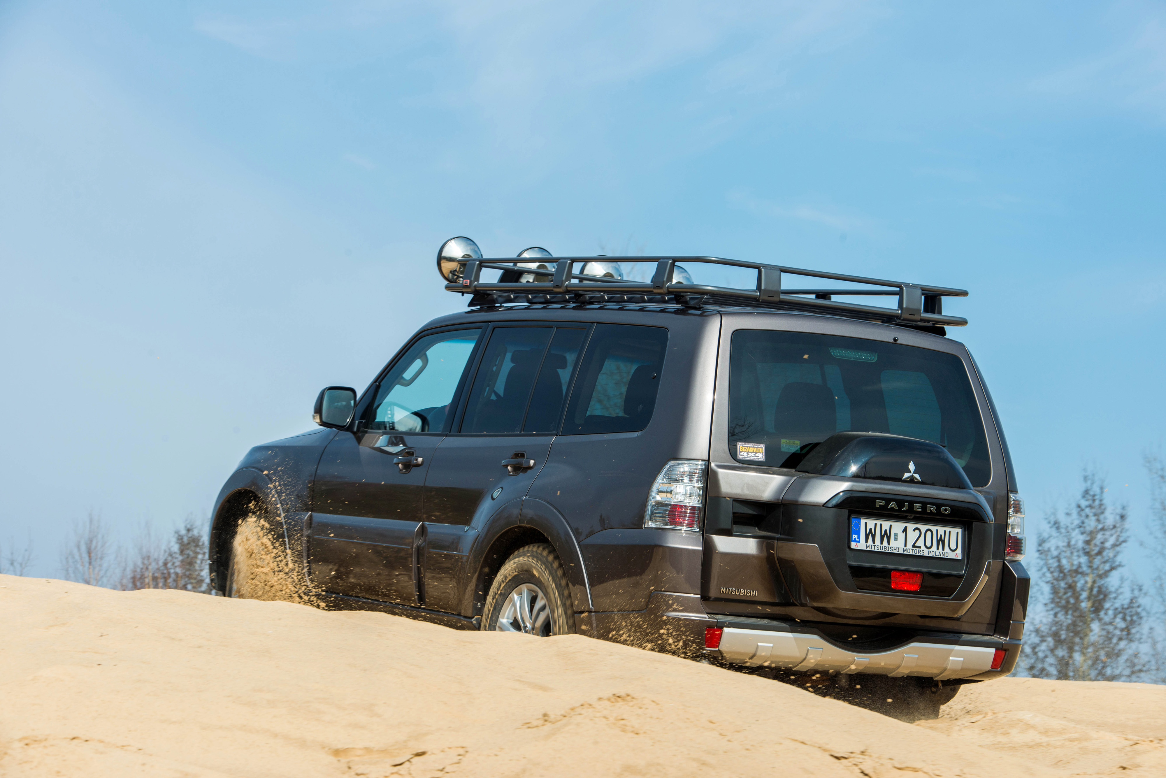 Mitsubishi pajero