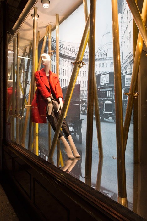 London Design Festival na Regent Street, wystawa dla sklepu Hobbs / Art Biznes