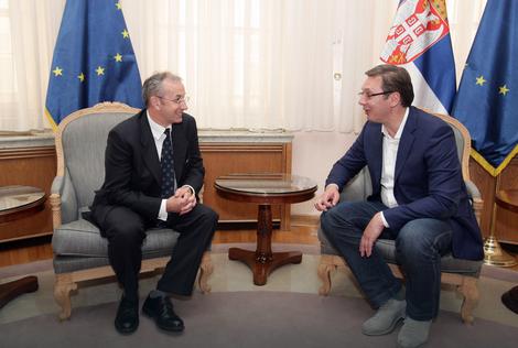 Vučić se danas sastao sa šefom Delegacije EU u Srbiji Majklom Devenportom