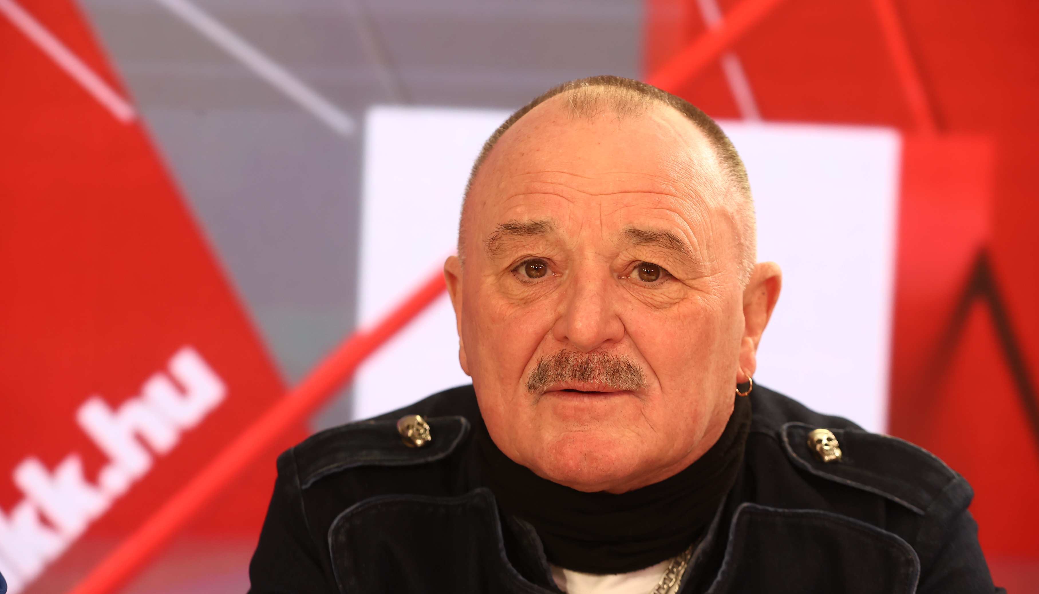 Nem hiszi el, milyen felvétel készült Nagy Feróról: így játszik tündéri unokájával az ősrocker