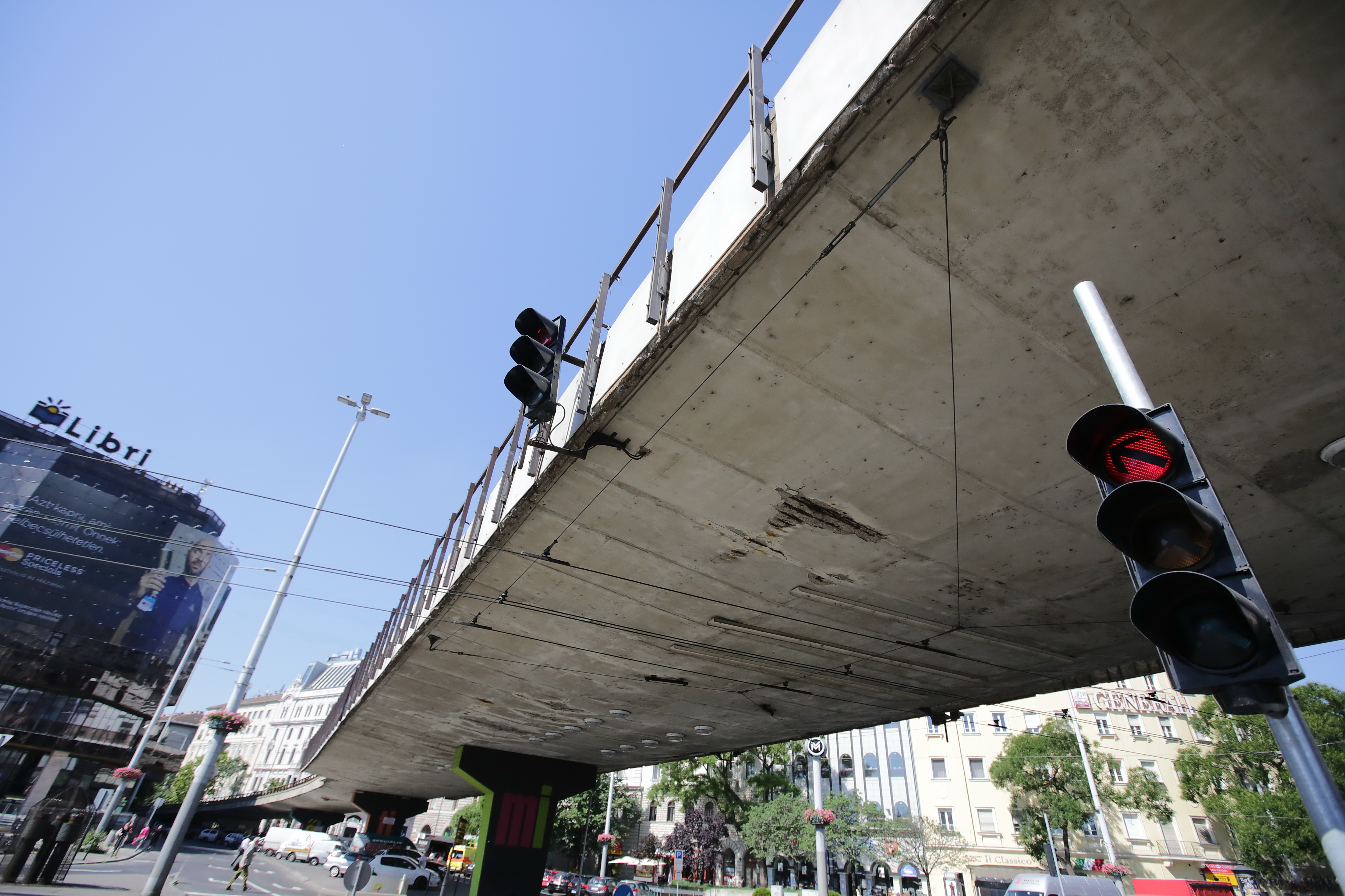 Karácsony Gergely bejelentette: mégis lebontanák a Nyugati téri felüljárót