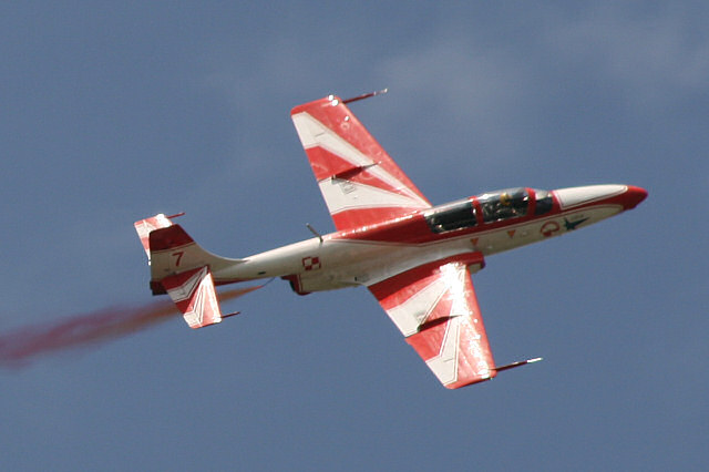 TS-11 Iskra