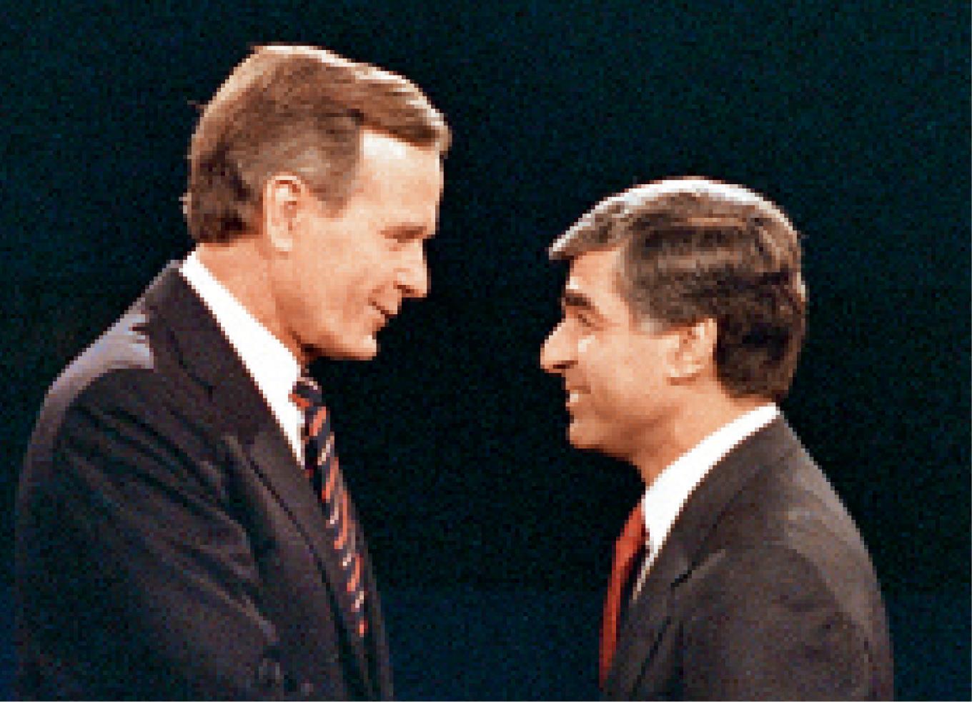 George H. W. Bush po wyrównanej dyskusji wygrał debatę w 1988 r. jednym prostym gestem. Kiedy na środku studia uścisnął Michaelowi Dukakisowi dłoń, wszyscy zobaczyli, jak bardzo góruje nad przeciwnikiem.