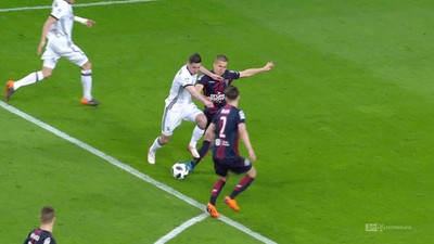 Legia - Pogoń (2:0): Obrońcy Pogoni nie byli w stanie zatrzymać Niezgody! Napastnik podwyższa prowadzenie po indywidualnej akcji!