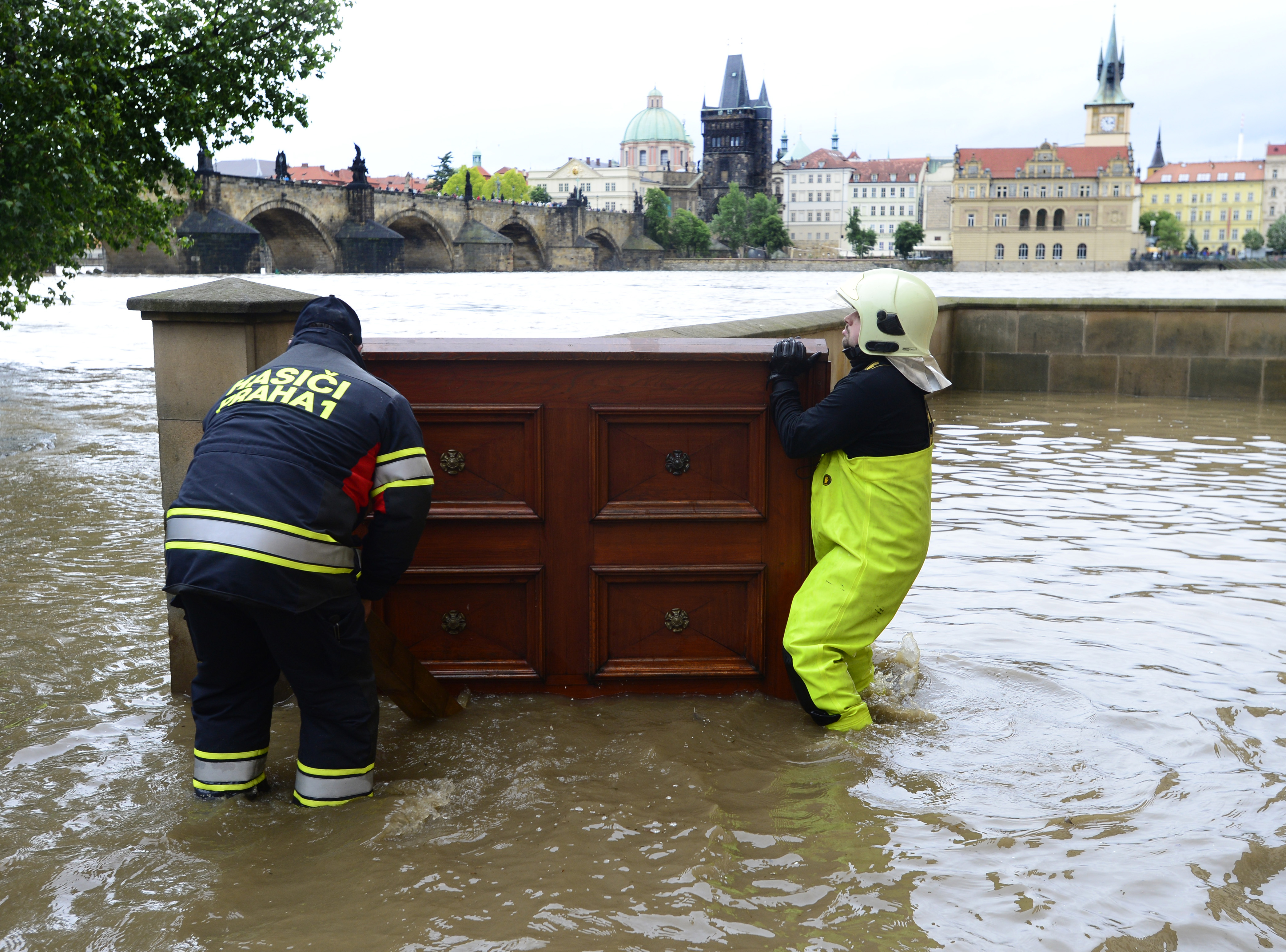 Czescy strażacy w akcji