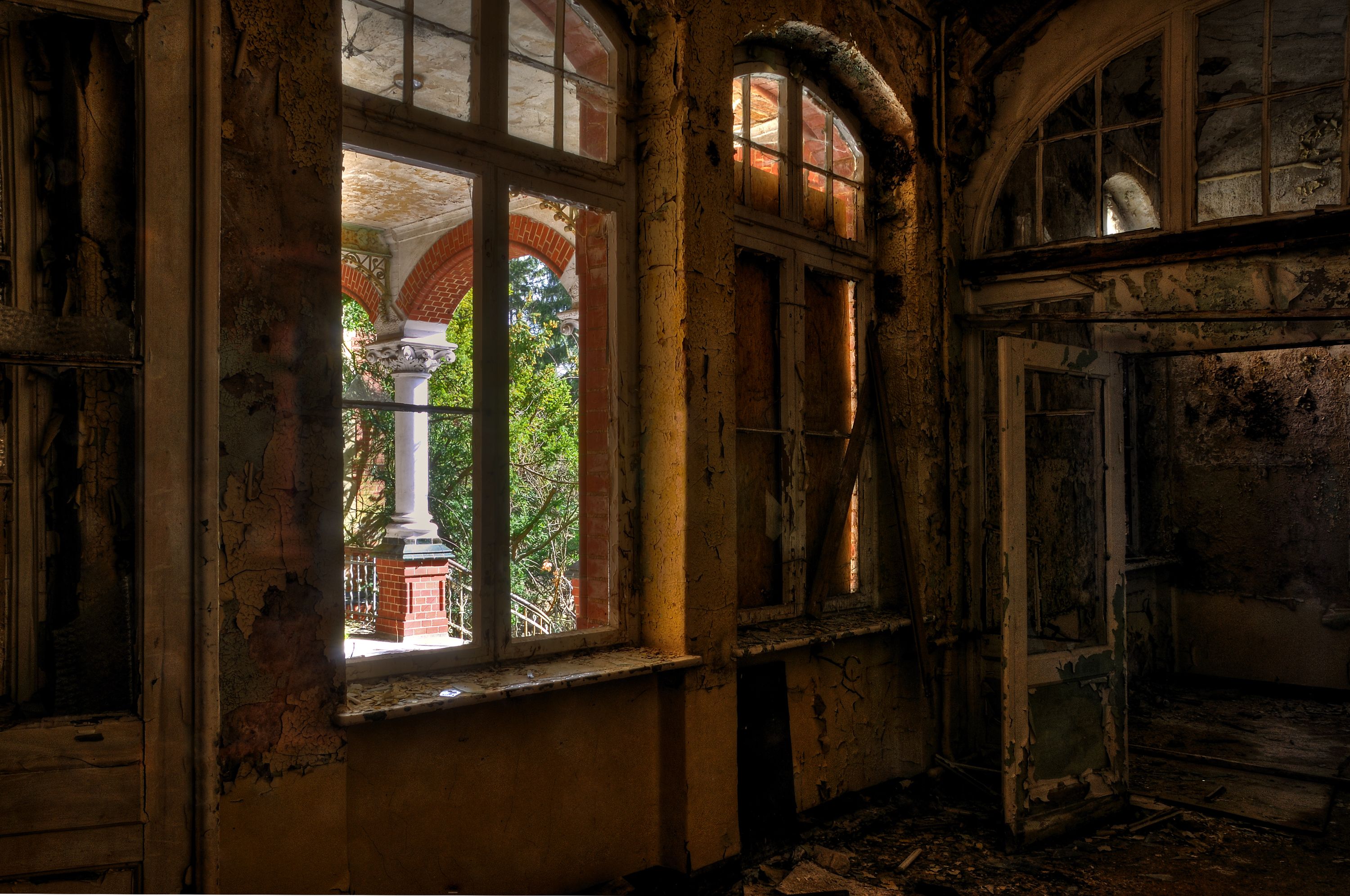 Opuszczony szpital Beelitz-Heilstätten. TUTAJ LECZYŁ SIĘ ADOLF HITLER