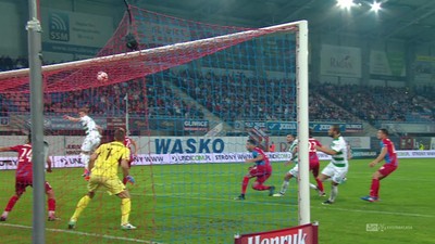 Piast - Lechia (1:1): Co za parada Szmatuły! Bramkarz Piasta uratował zespół po główce Krasicia