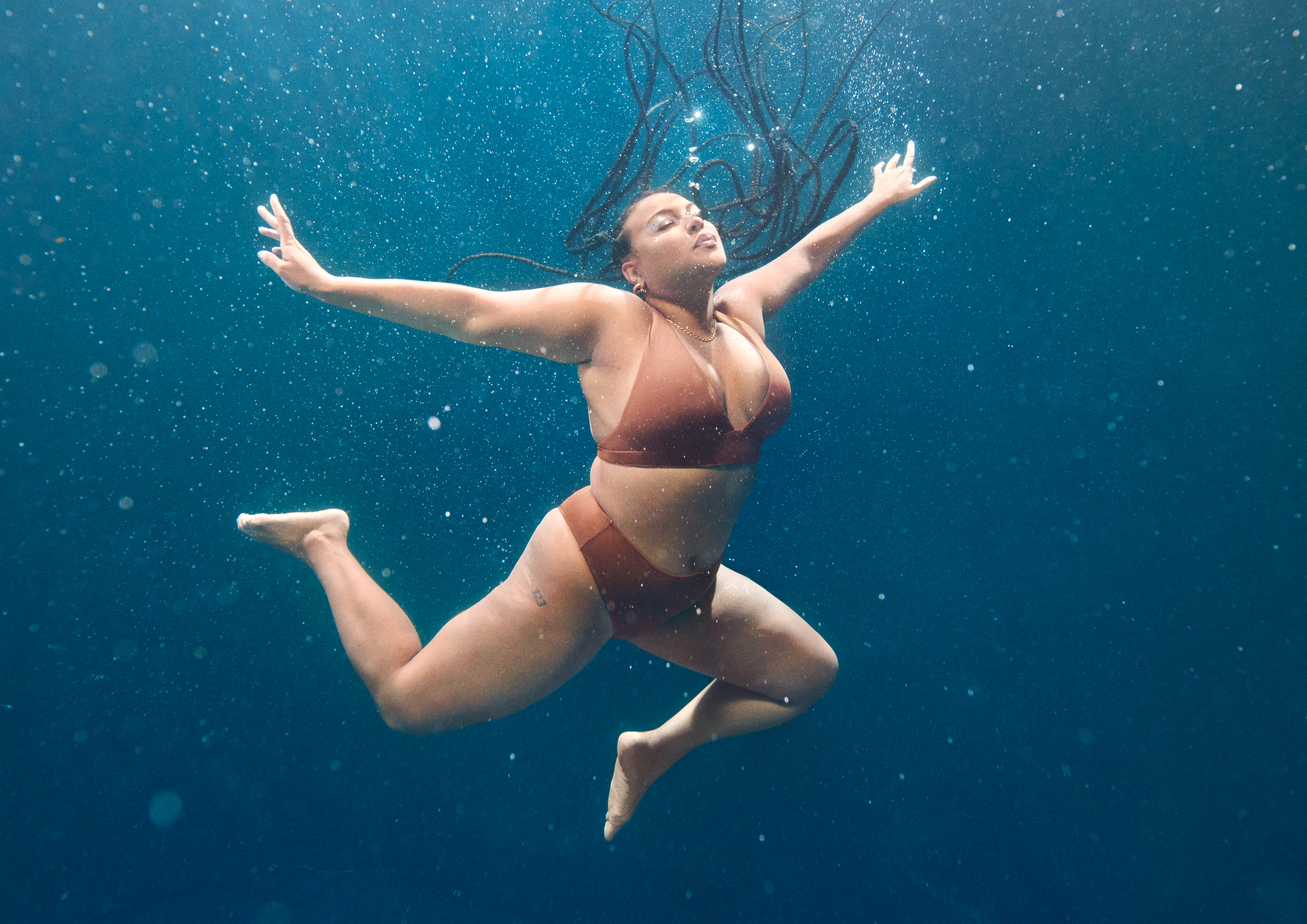 Ciałopozytywna kampania strojów kąpielowych H&M - Noizz