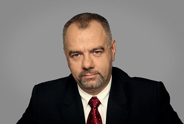 Jacek Sasin, członek ekipy nieżyjącego prezydenta Lecha Kaczyńskiego jest dziś wymieniany, jako kandydat do tego stanowiska razem z Jarosławem Zielińskim.