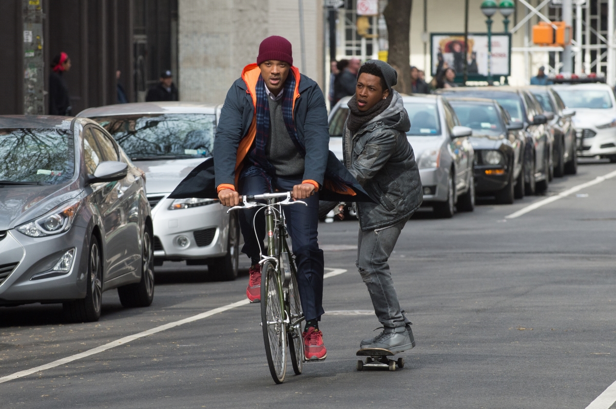 Will Smith oraz Jacob Latimore w filmie