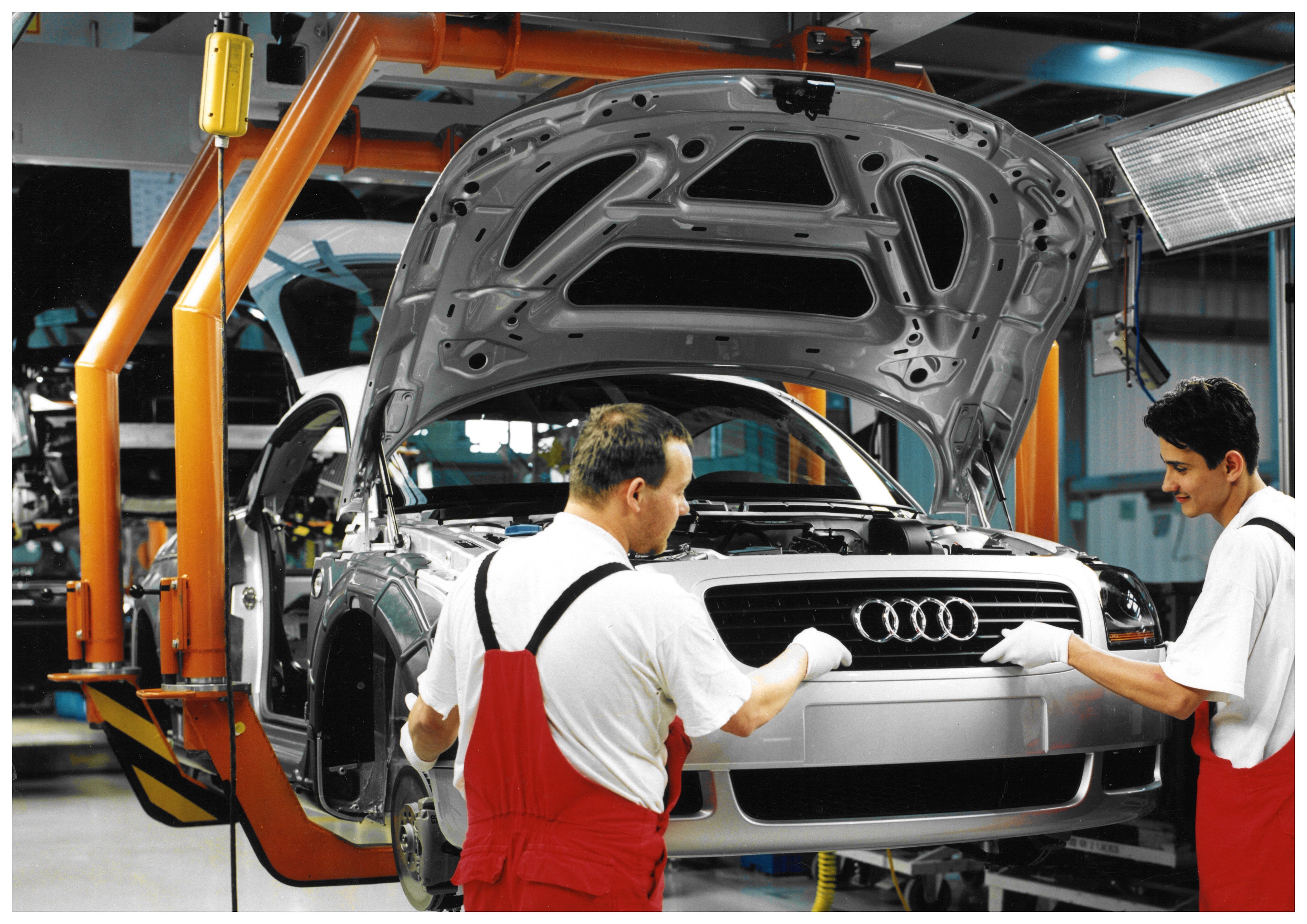 25 kép a 25 éves győri szépségről - Audi TT, az időtlen dizájnikon