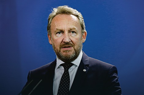 Bakir Izetbegović