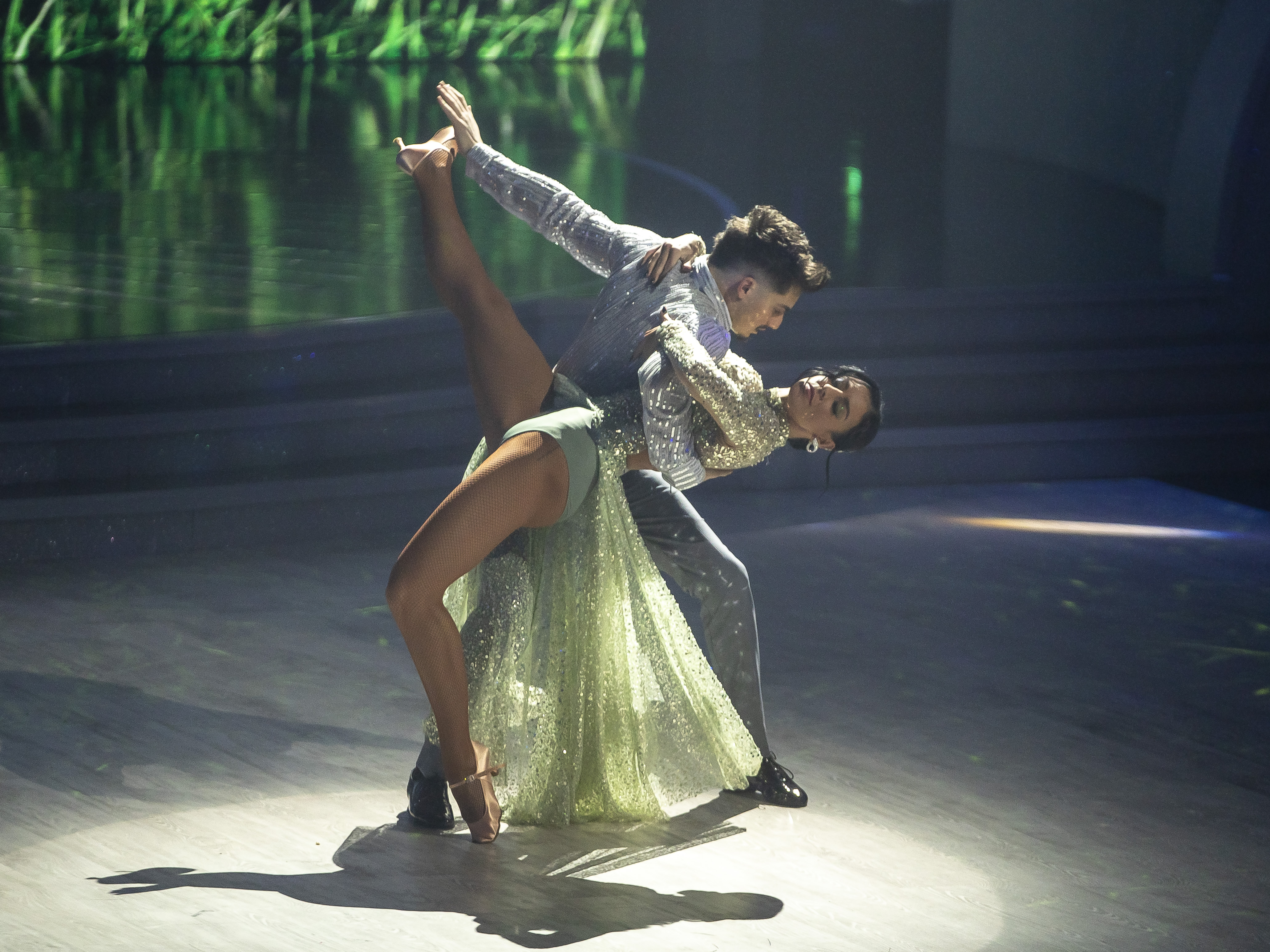 A nézők szerint Marics Peti rá akart cuppani Stana Alexandrára – videó