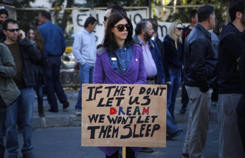 protesty Cypr transparent dream, fot. AP PhotoPetros Karadjias