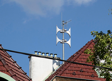 Ma 11 órakor több száz sziréna szólal meg az országban