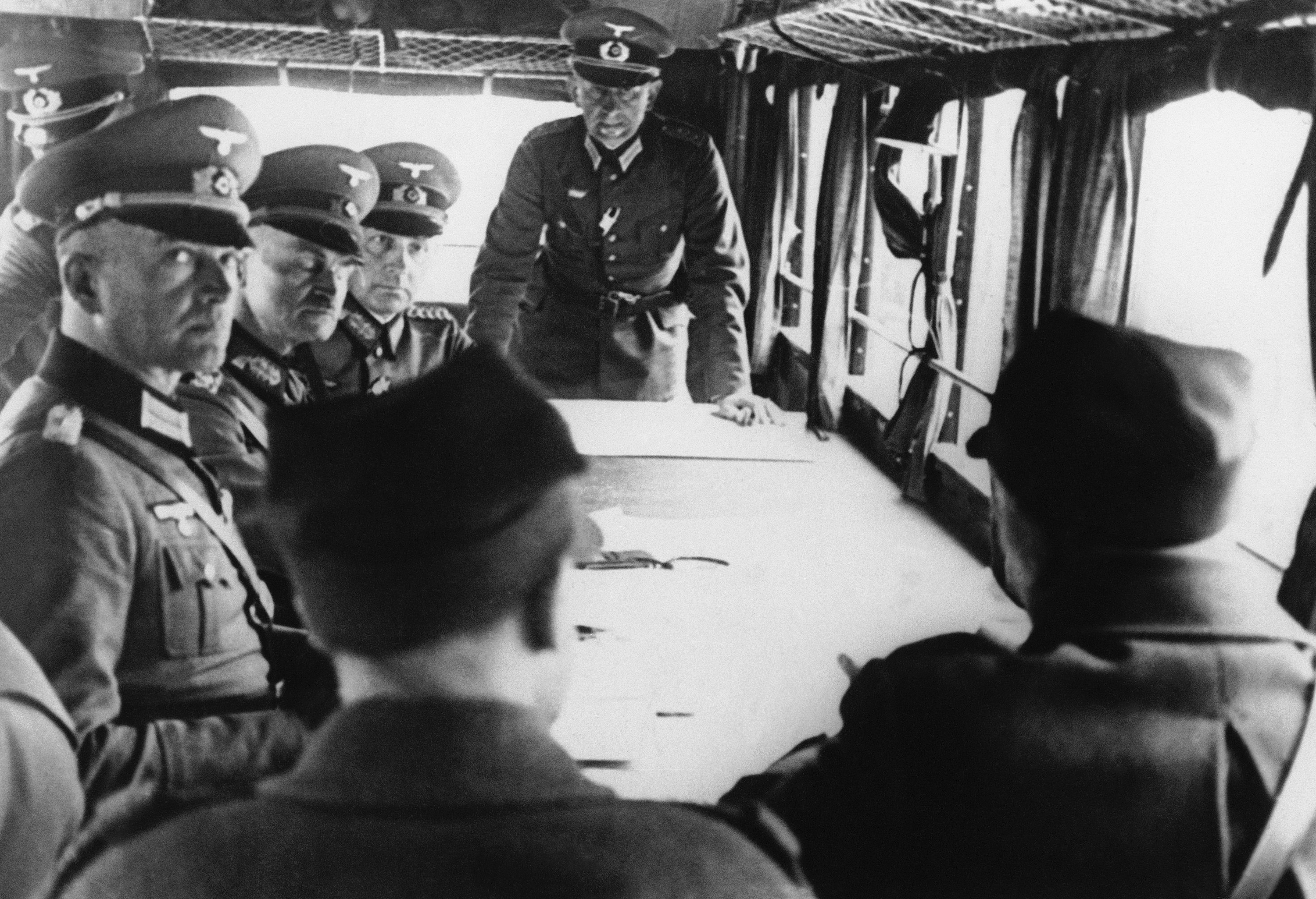 Upadek Warszawy we wrześniu 1939 roku. ARCHIWALNE ZDJĘCIA