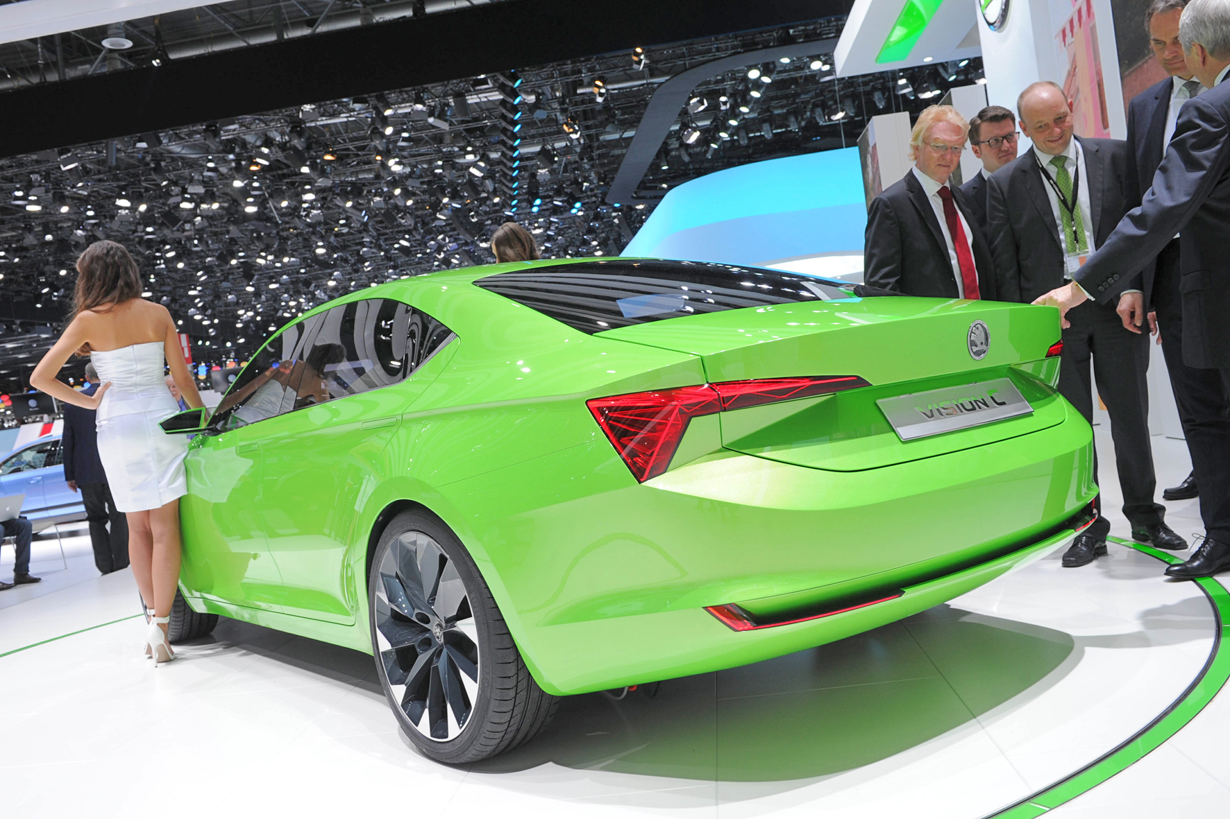 Czy nowa skoda superb odziedziczy styl visionC?