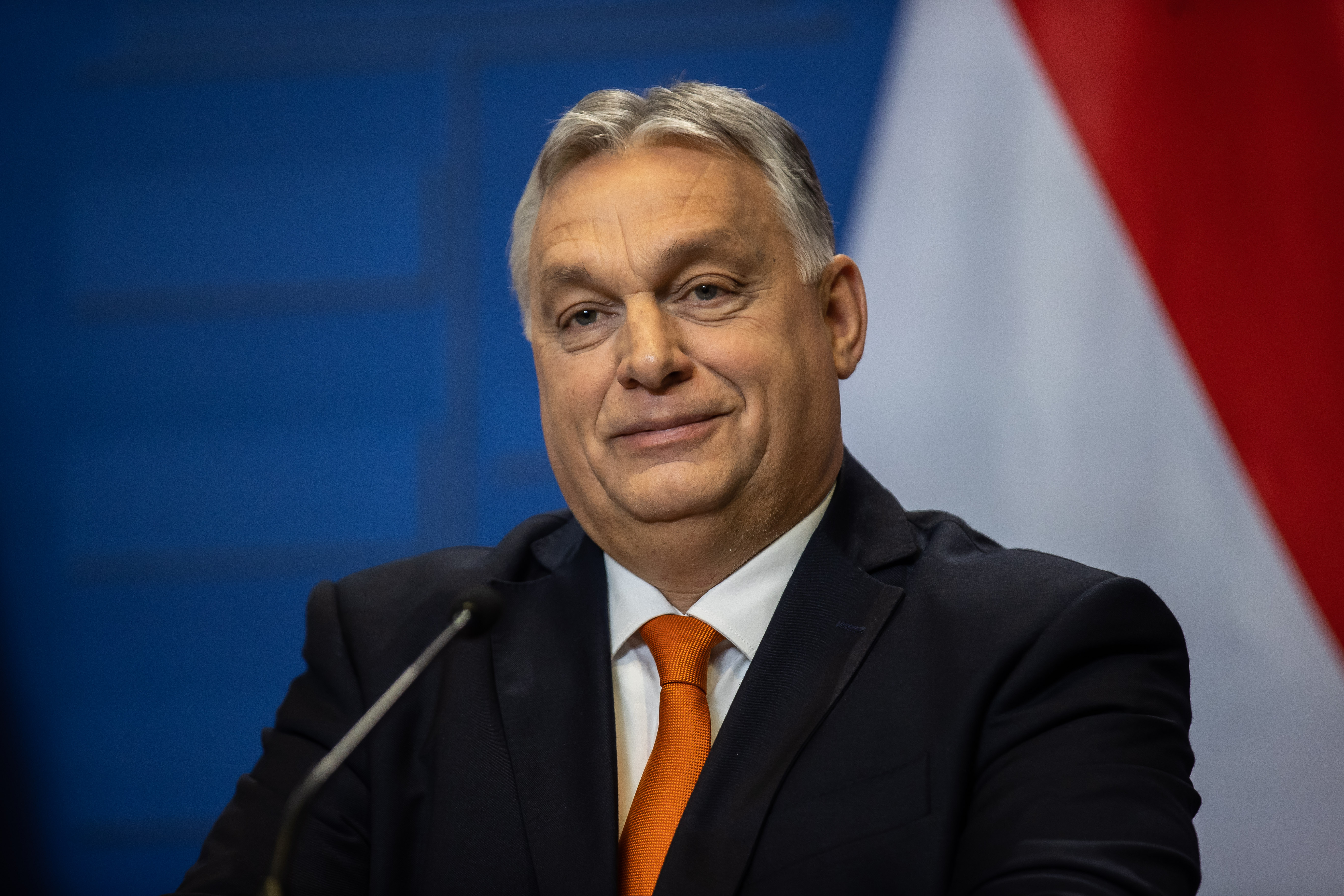 Ki lehet a titokzatos báró, aki minden évben pudinggal lepte meg Orbán Viktort?