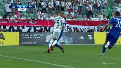 Legia - Wisła P. (0:0): Pierwsza groźna akcja gospodarzy. Eduardo strzelił mocno, ale prosto w bramkarza
