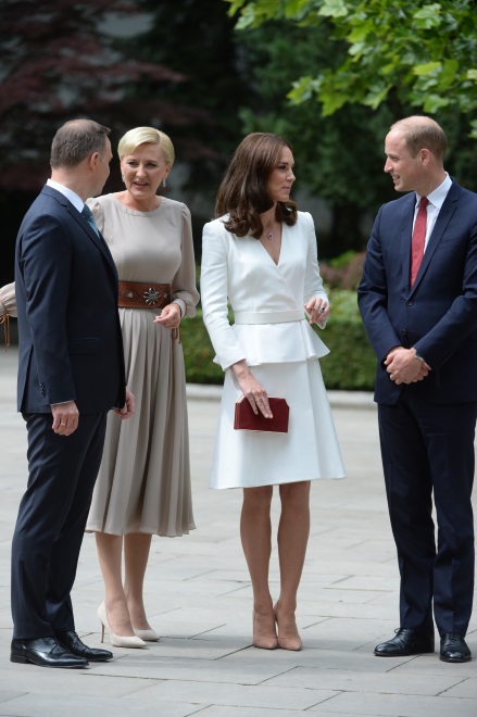Andrzej Duda i Agata Kornahauser-Duda oraz księżna Catherine i książę William;