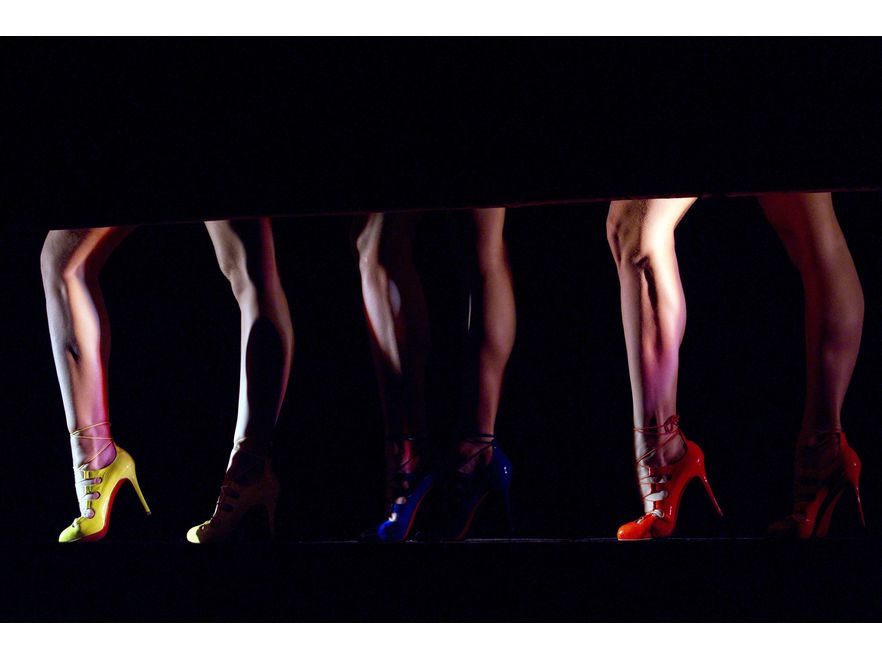 Nagość w show Christiana Louboutina i kabaretu Crazy Horse