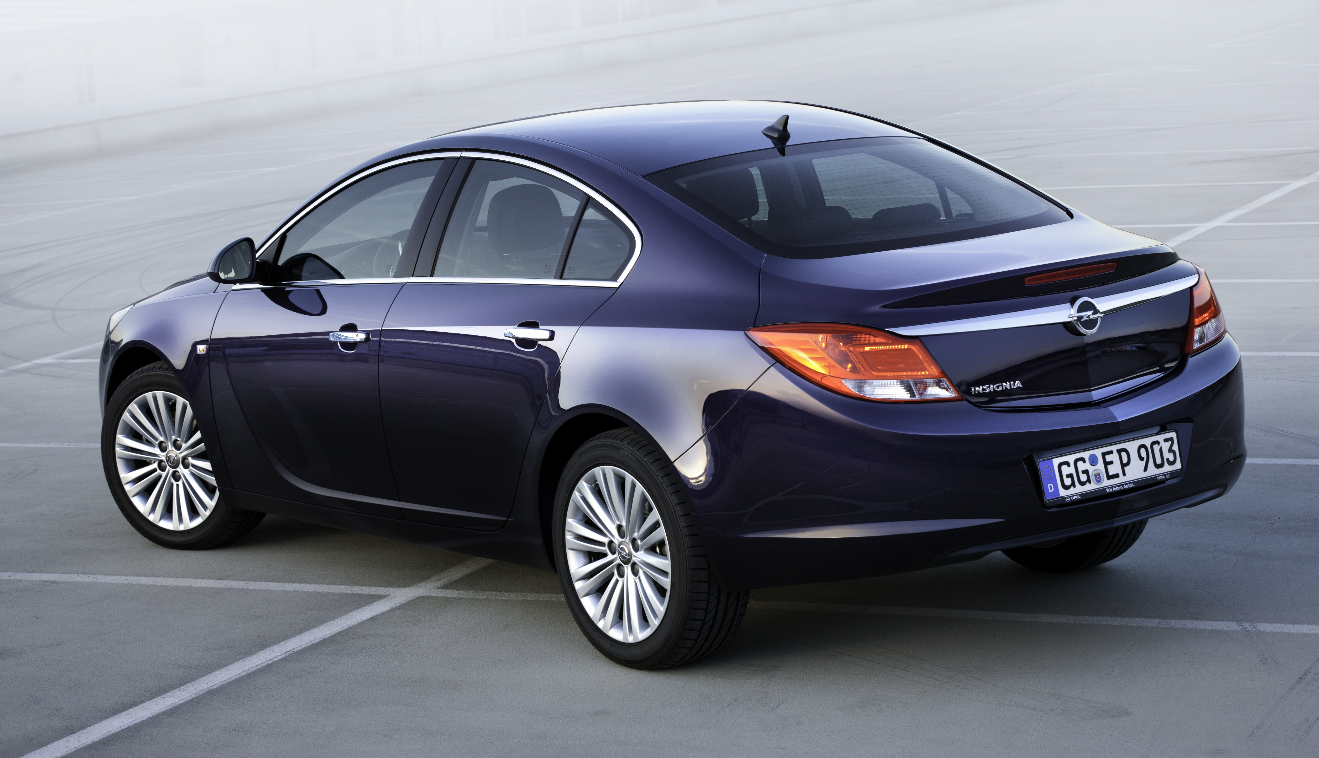 Opel insignia - zdjęcie poglądowe