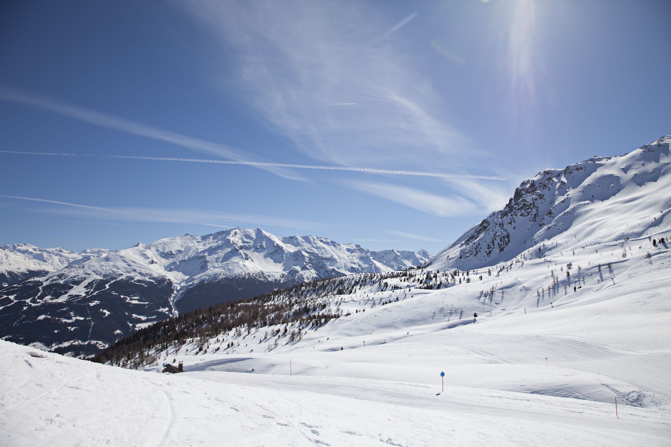 Orcieres – Merlette, apartament bez wyżywienia, w terminie 4 – 11.04, 790 zł/os Aprica, apartament bez wyżywienia, w terminie 4 – 11.04, 810 zł/os Valchiavenna / Madesimo, apartament bez wyżywienia, w terminie 4 – 11.04, 880 zł/os Bormio / Issolacia, apartament bez wyżywienia, w terminie 4 – 11.04, 900 zł/os Adamello Ski / Ponte di Legno, hotel trzygwiazdkowy ze śniadaniami i obiadokolacjami, 975 zł/os Bormio / Santa Caterina, hotel 3* ze śniadaniami i obiadokolacjami, 1330 zł/os Valchiavenna / Madesimo, hotel 3* ze śniadaniami i obiadokolacjami, 1580 zł/os