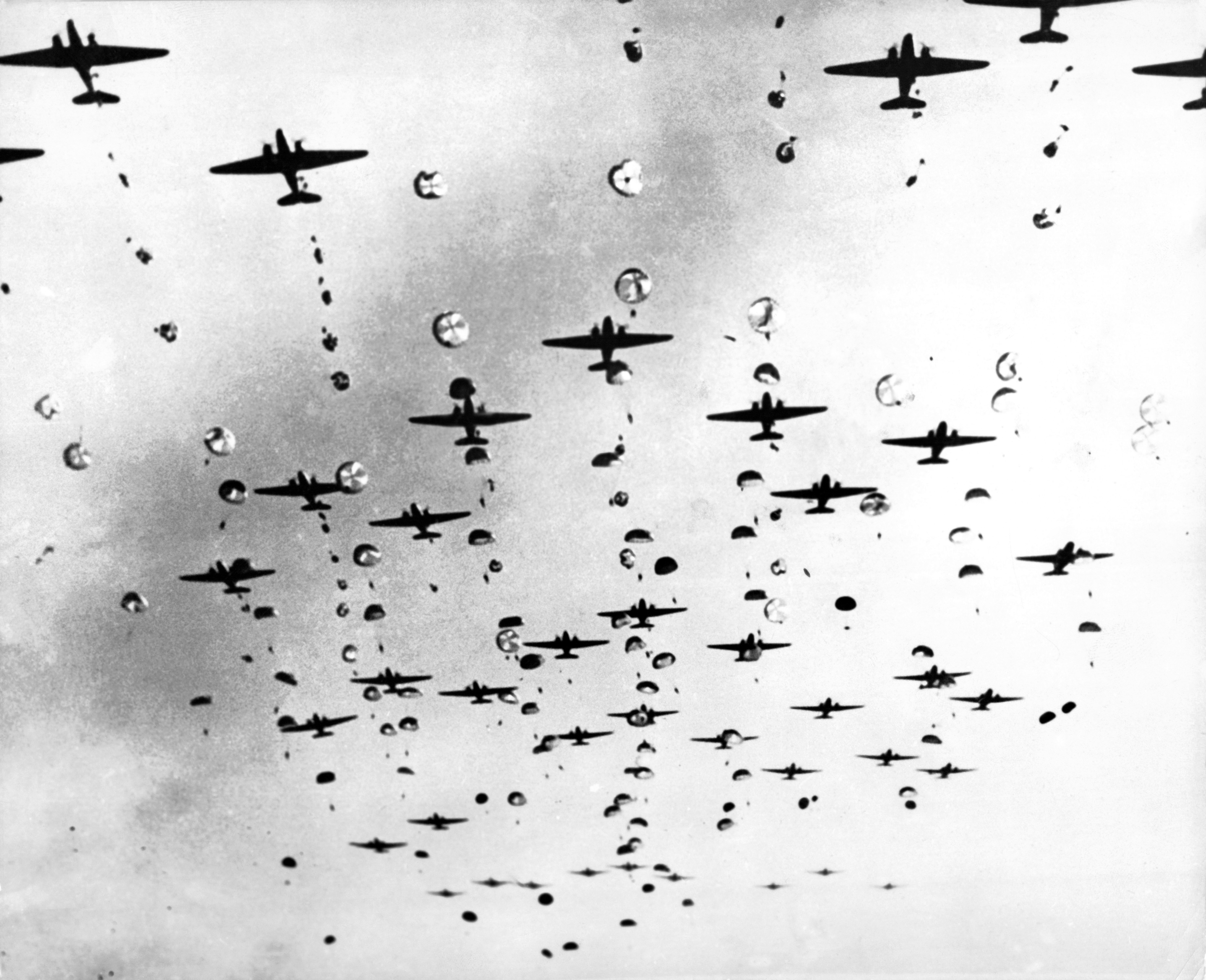 Market Garden – największa operacja powietrznodesantowa wojsk alianckich, Arnhem, Holandia, wrzesień 1944 r.