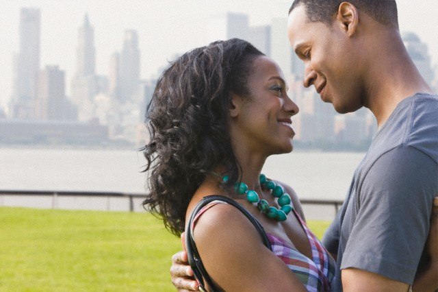 Dear ladies, here are 5 simple ways to make him want to commit to you