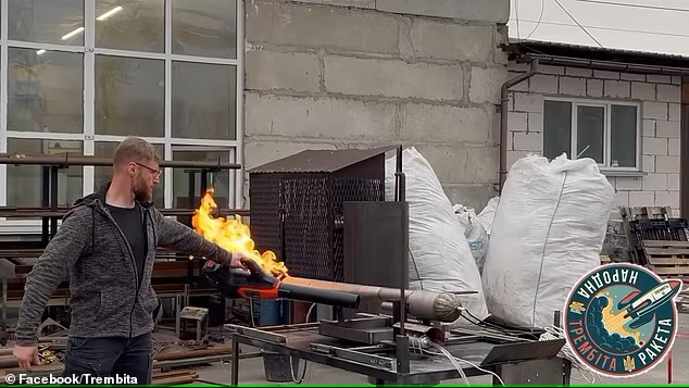 Barkácsrakétákkal hozzák a frászt az oroszokra az ukránok - videó