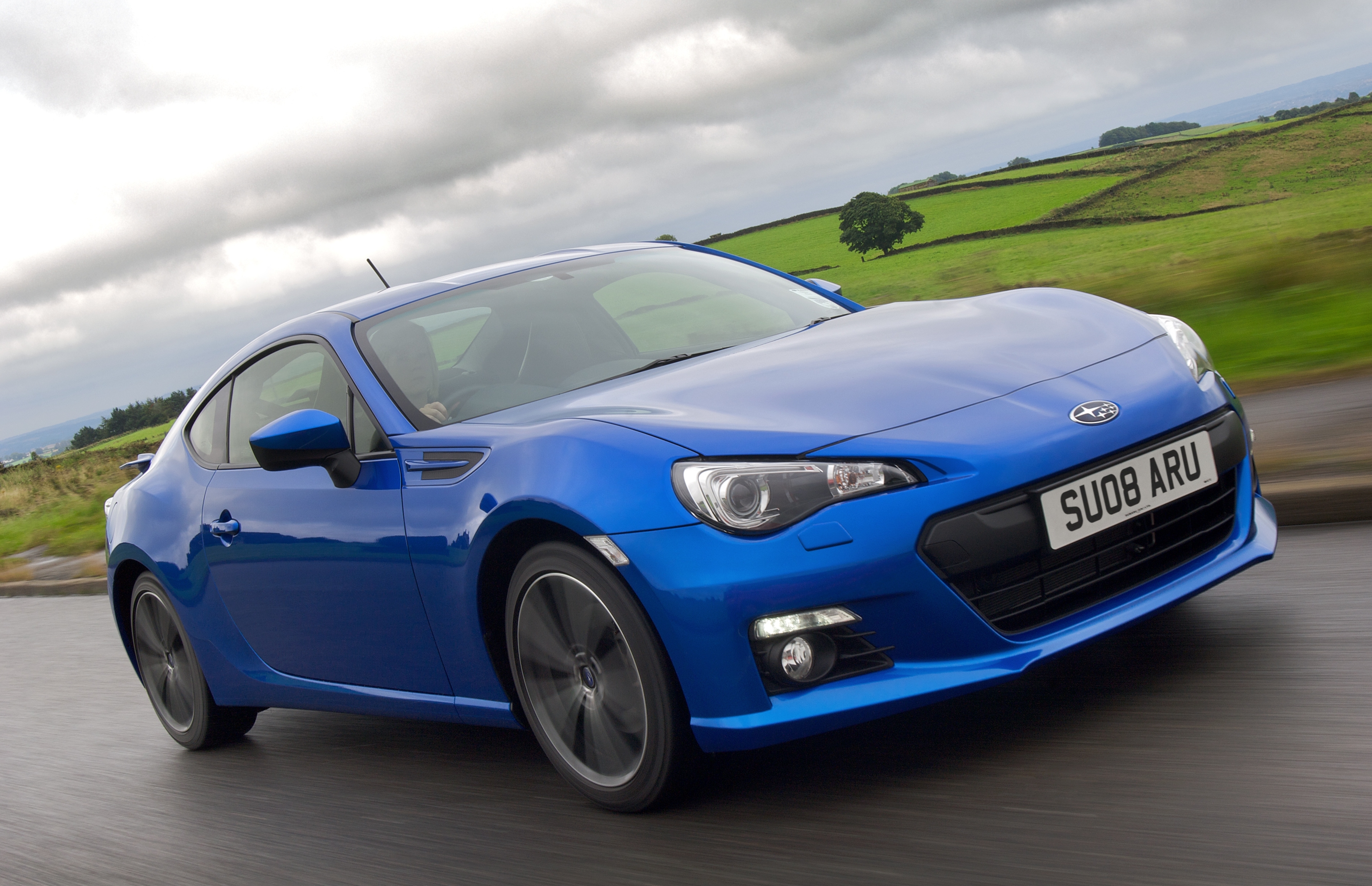 BRZ przyspiesza do 100 km/h w 7,6 sekundy. Auto rozpędza się maksymalnie do prędkości ponad 230 km/h
