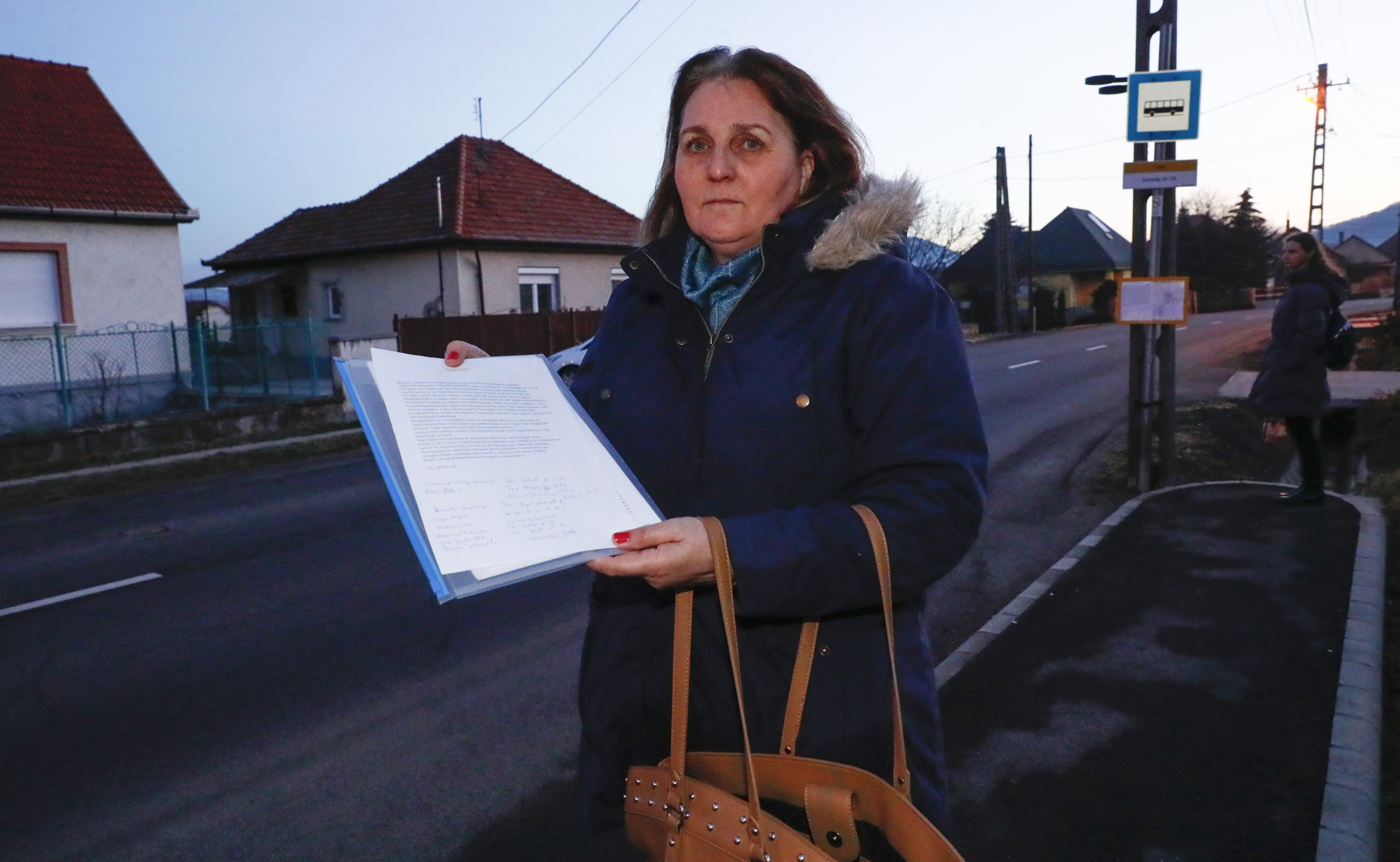 Hogyan menjenek így dolgozni? – Riport a faluból, ahol elvették a legnépszerűbb buszjáratot