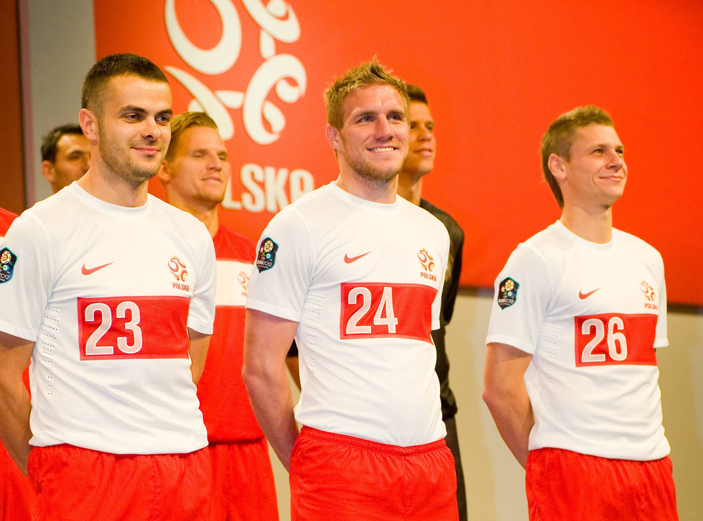 W takich strojach polscy piłkarze zagrają na Euro 2012