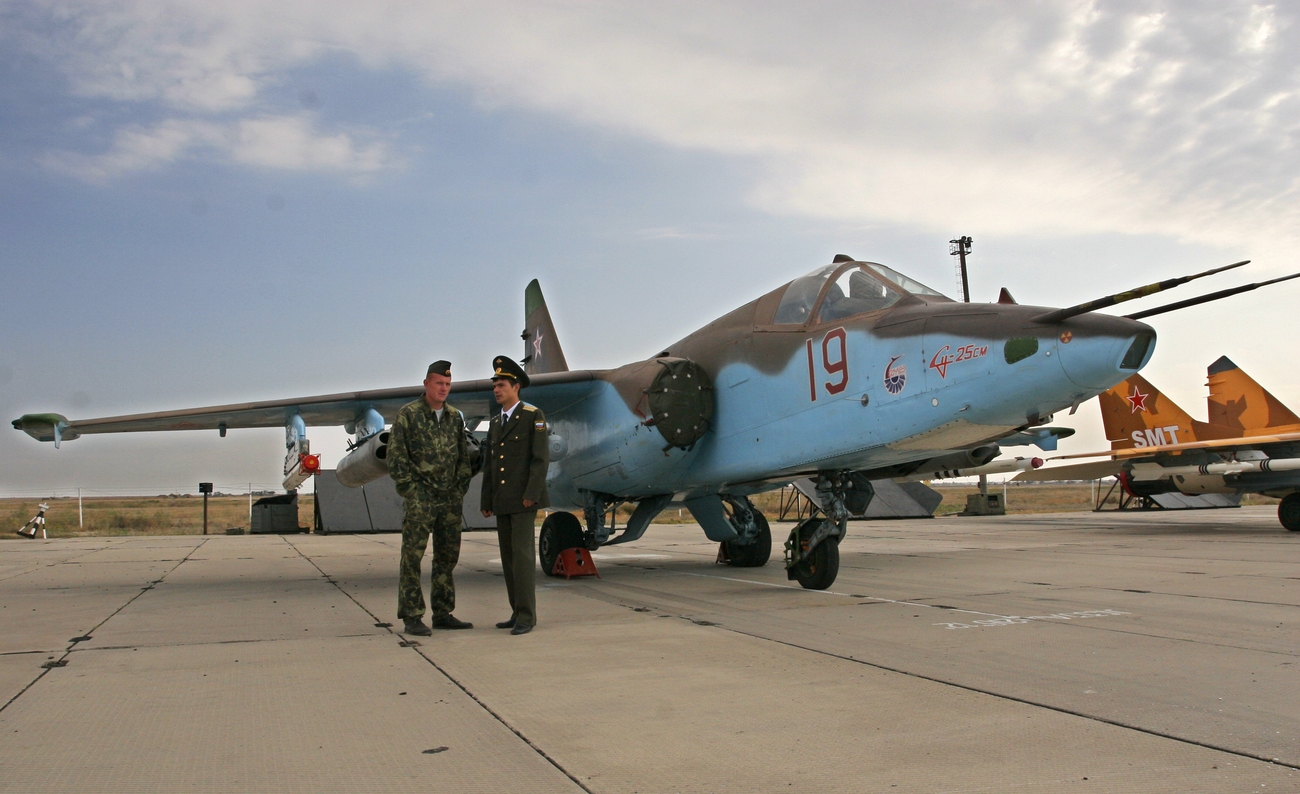 Su-25