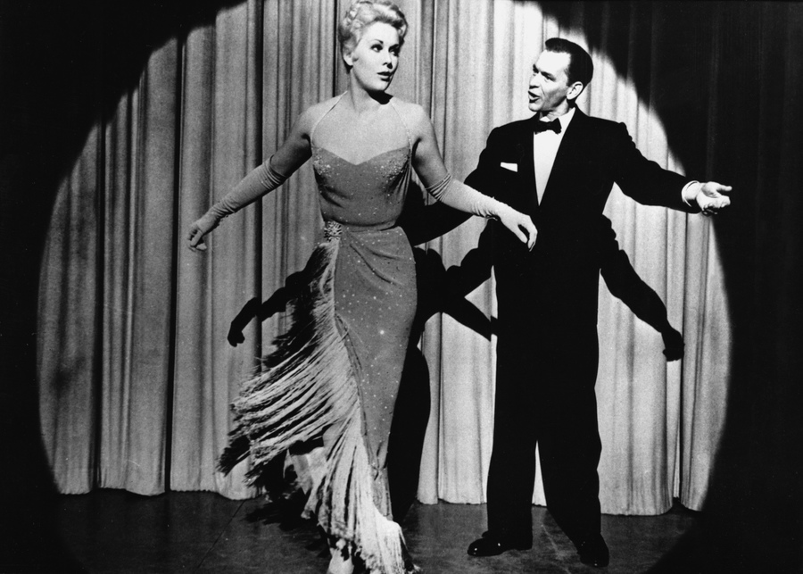 Kim Novak i Frank Sinatra w filmie