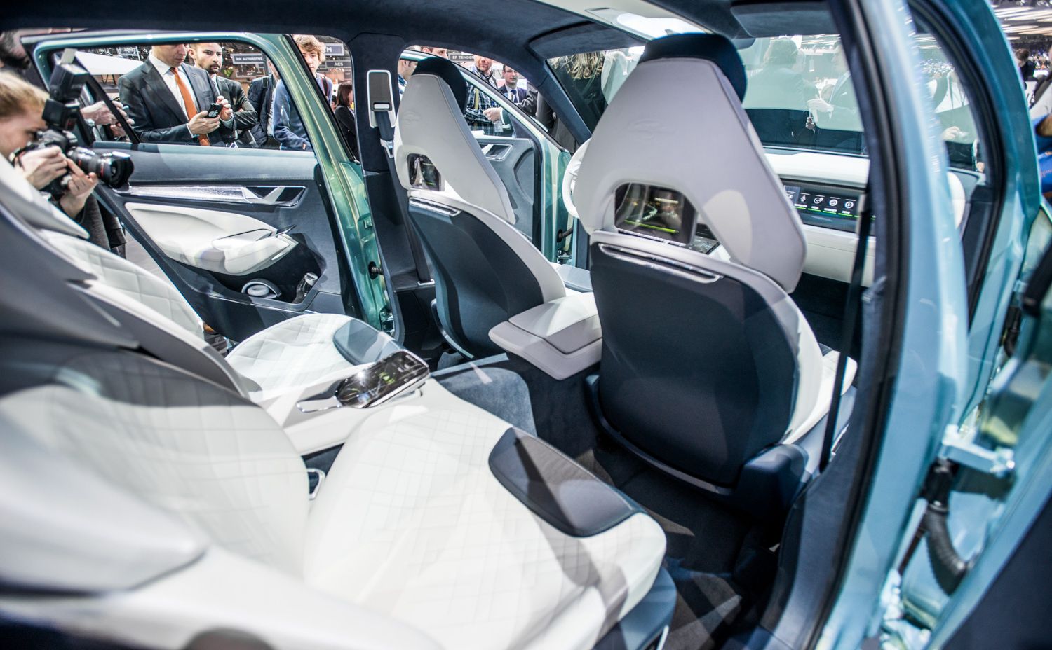 Skoda VisionS