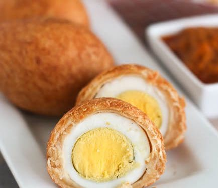DIY Recipes: How to make simple African Egg rolls