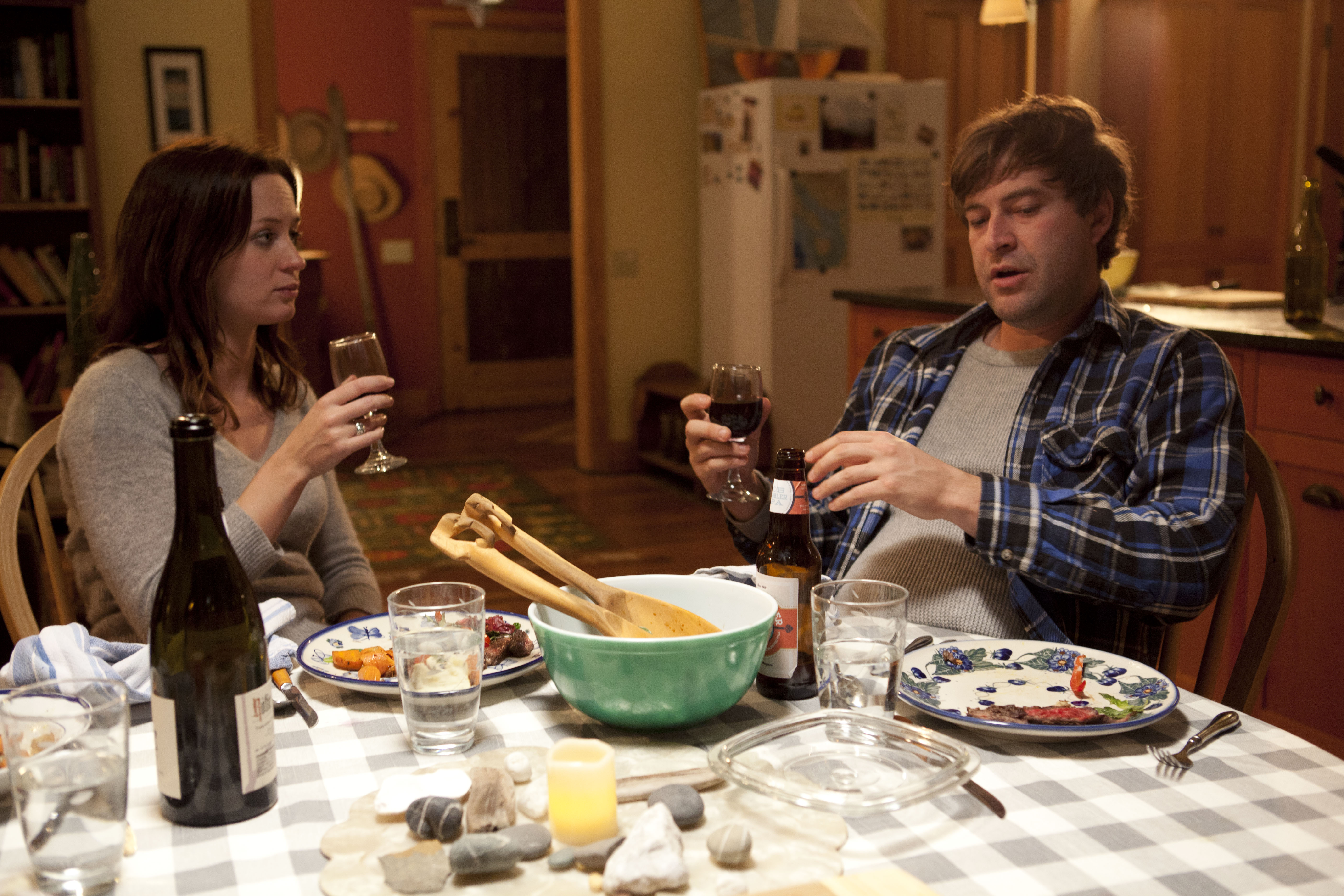 Emily Blunt i Mark Duplass w filmie