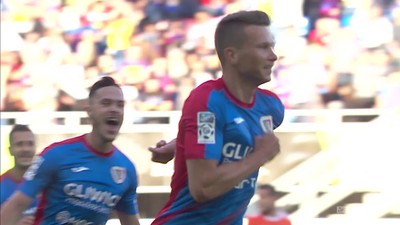 Piast - Bruk-Bet (1:0): Piast bliżej utrzymania! Mak strzela gola po zamieszaniu po rzucie wolnym